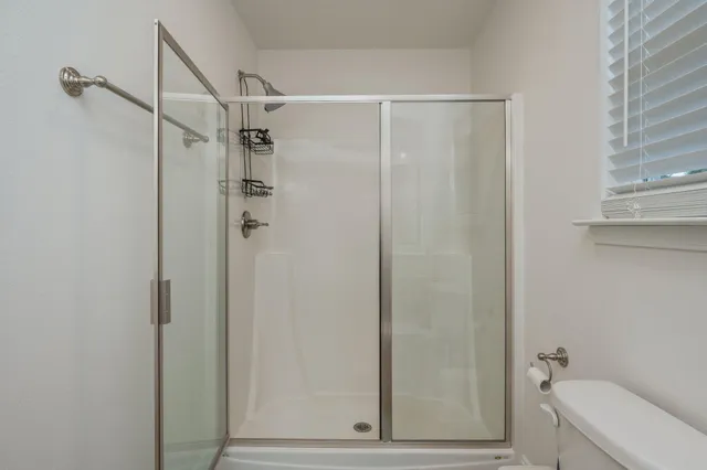 $2,000 | 691 South 11th Street, DeFuniak Springs, FL 32435