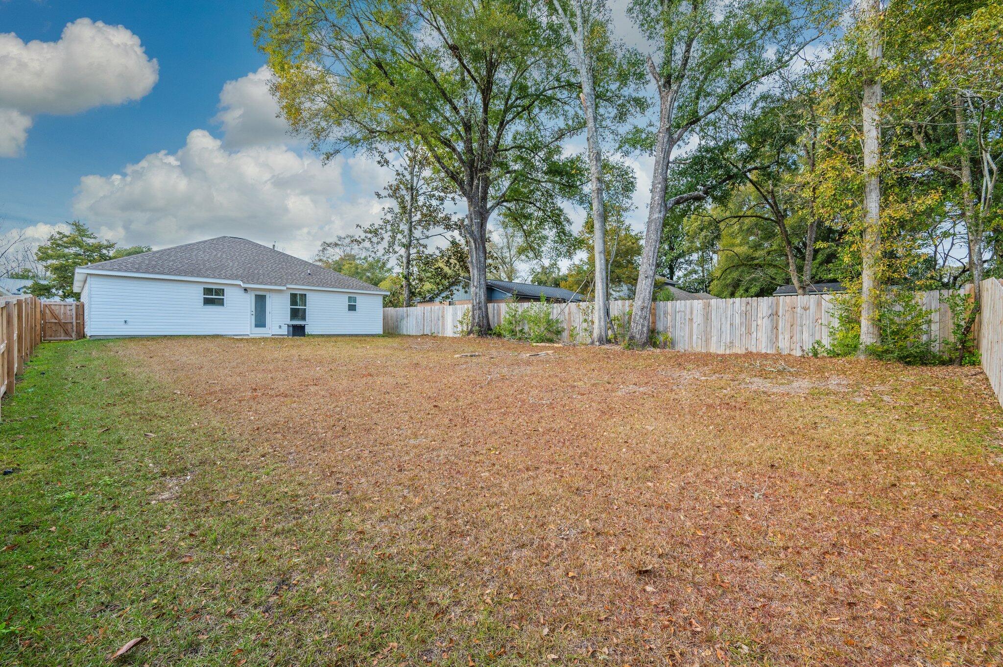 691 South 11th Street DeFuniak Springs, FL 32435 - Photo 30 of 33 31