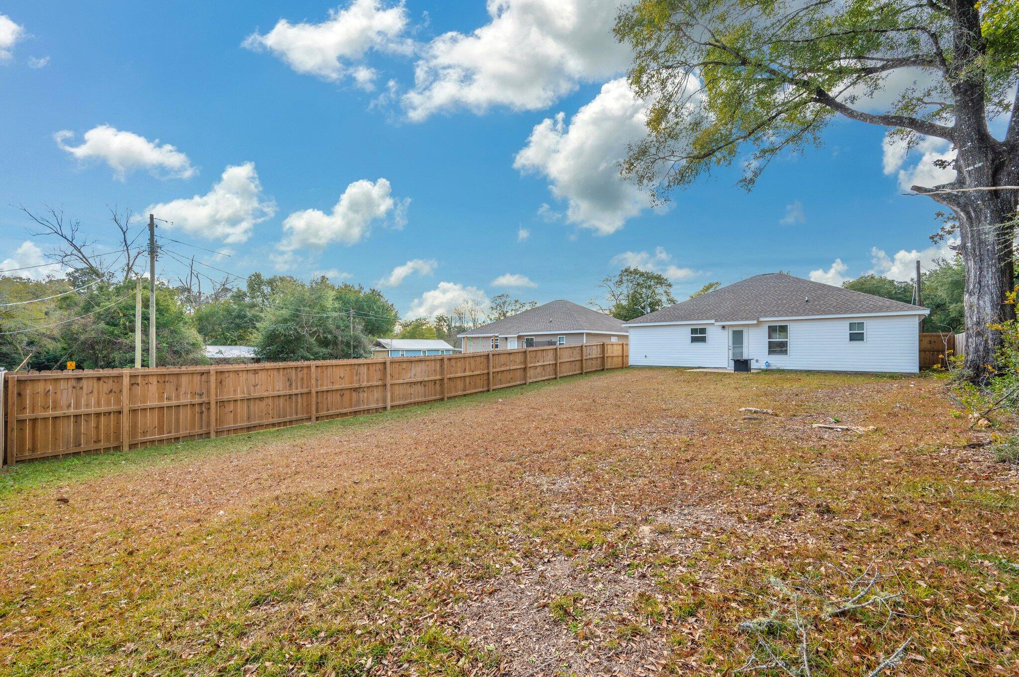 691 South 11th Street DeFuniak Springs, FL 32435 - Photo 31 of 33 32