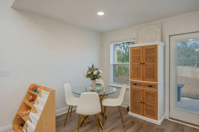 $2,000 | 691 South 11th Street, DeFuniak Springs, FL 32435