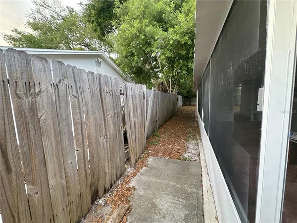$3,580 | 4421 Gandy Circle, Tampa, FL 33616