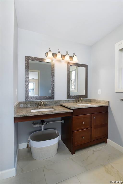 5055 Pleasant Lake Road Howell, MI 48843 - Photo 20 of 35