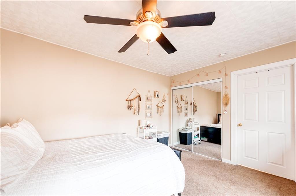 1729 Edwards Way Pittsburgh, PA 15203 - Photo 12 of 22 Gallery Image 12