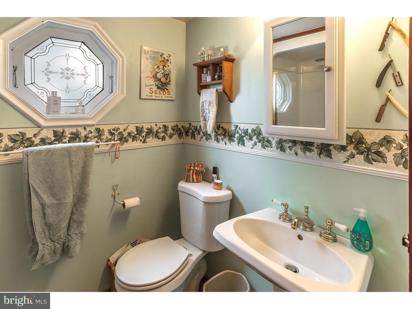 248 Red Lion Road Southampton, NJ 08088 - Photo 11 of 25 Bathroom