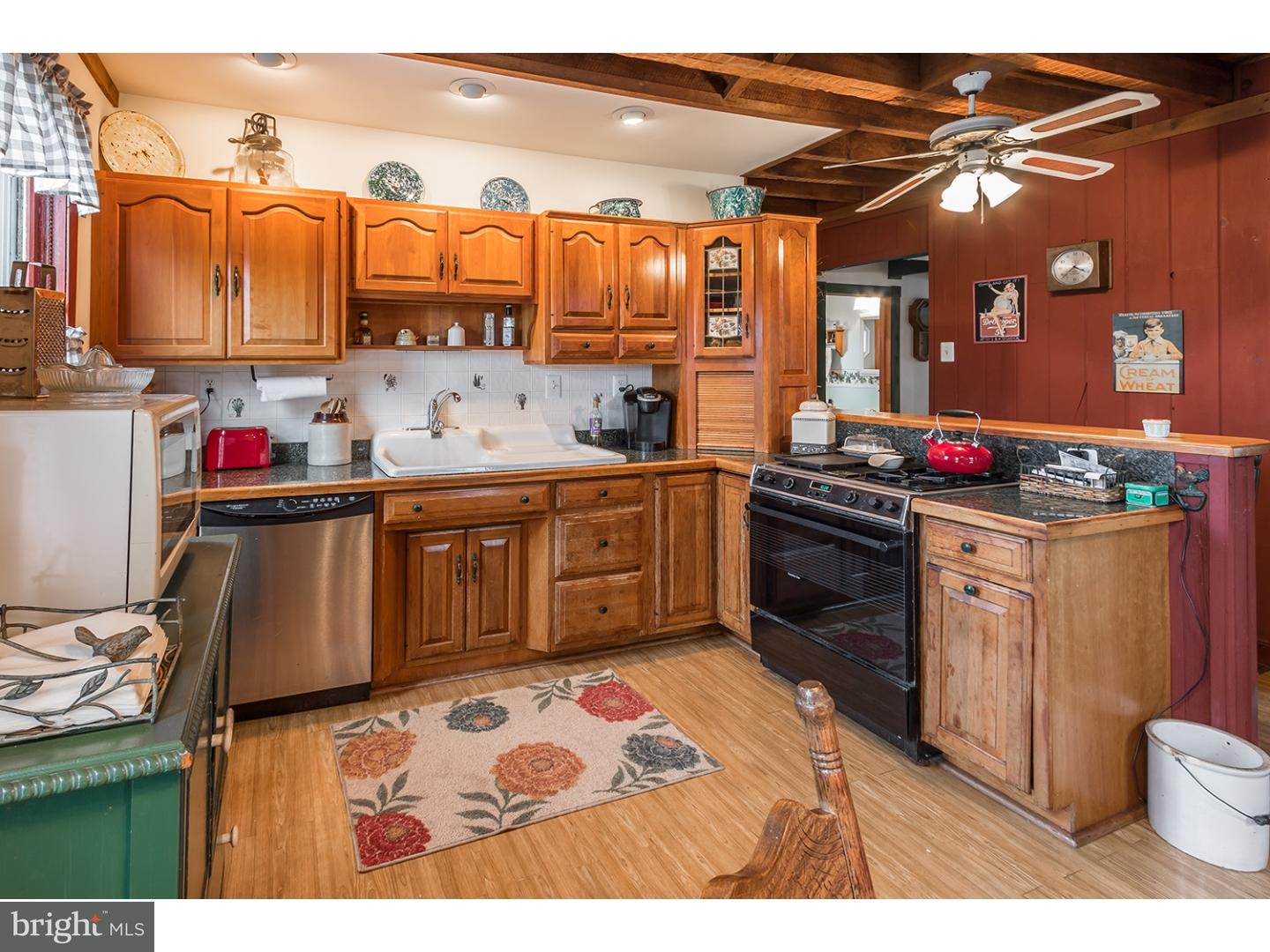 248 Red Lion Road Southampton, NJ 08088 - Photo 8 of 25 Kitchen