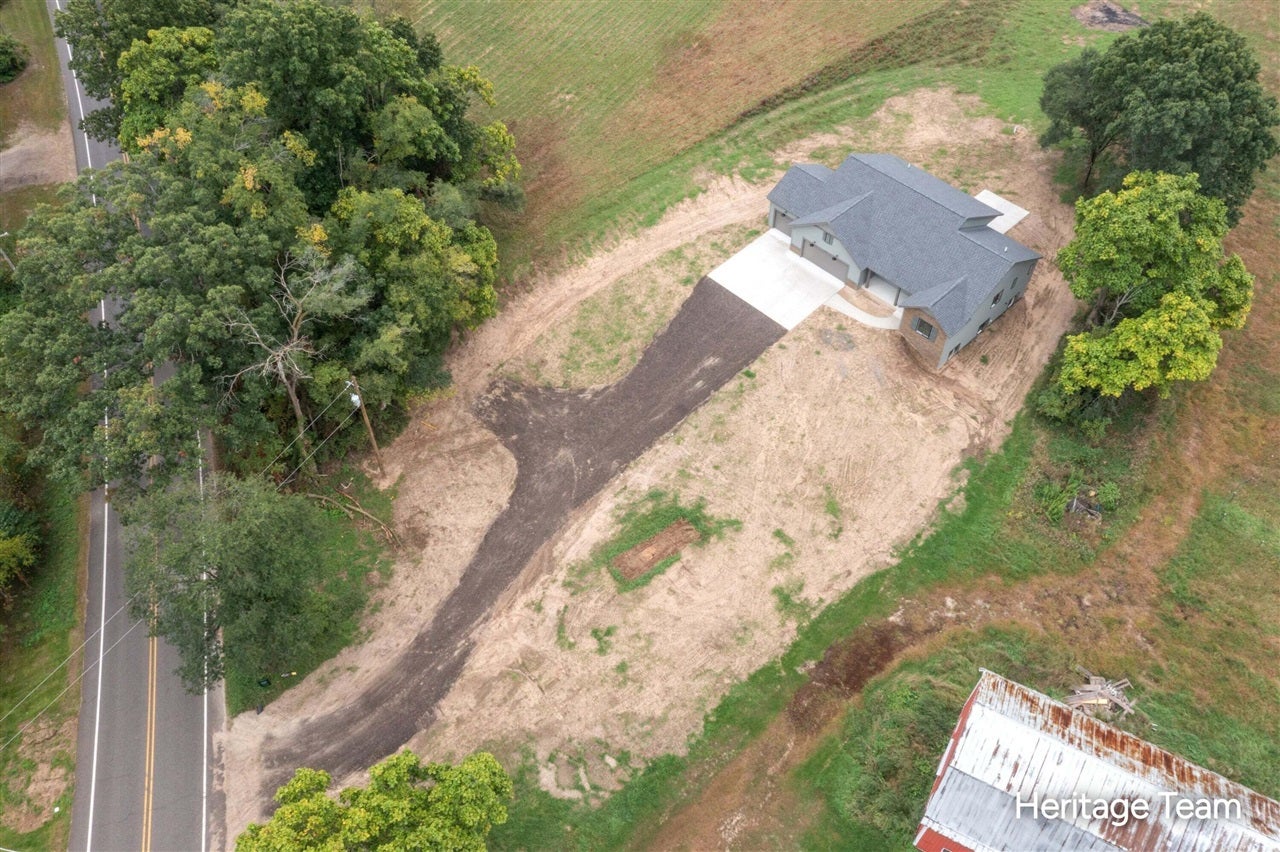 690 Pierce Road Plainwell, MI 49080 - Photo 33 of 42 Gallery Image 33