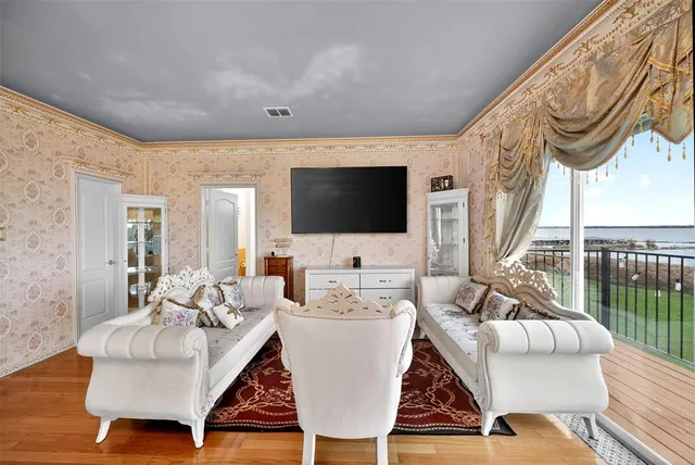 $4,000 | 5218 Lake Terrace Court, Garland, TX 75043