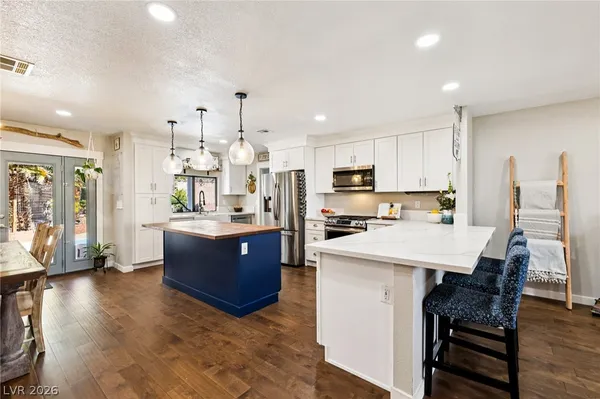 $875,000 | 900 Fairway Drive, Boulder City, NV 89005