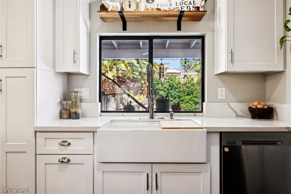 $875,000 | 900 Fairway Drive, Boulder City, NV 89005