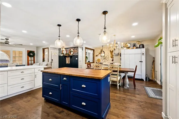 $875,000 | 900 Fairway Drive, Boulder City, NV 89005