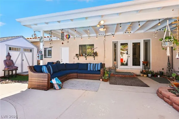 $875,000 | 900 Fairway Drive, Boulder City, NV 89005