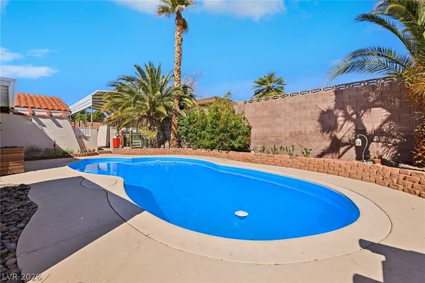 $875,000 | 900 Fairway Drive, Boulder City, NV 89005