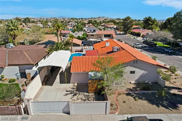 $875,000 | 900 Fairway Drive, Boulder City, NV 89005