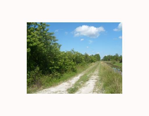 North 72nd Road North Loxahatchee, FL 33470 - Photo 3 of 4 Additional Photo