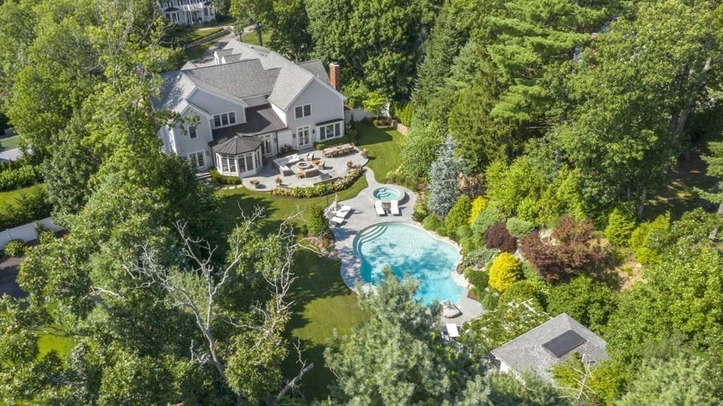 152 Lowell Road Wellesley, MA 02481 - Photo 1 of 40
