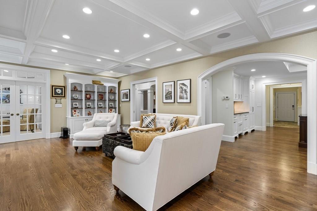 152 Lowell Road Wellesley, MA 02481 - Photo 14 of 40