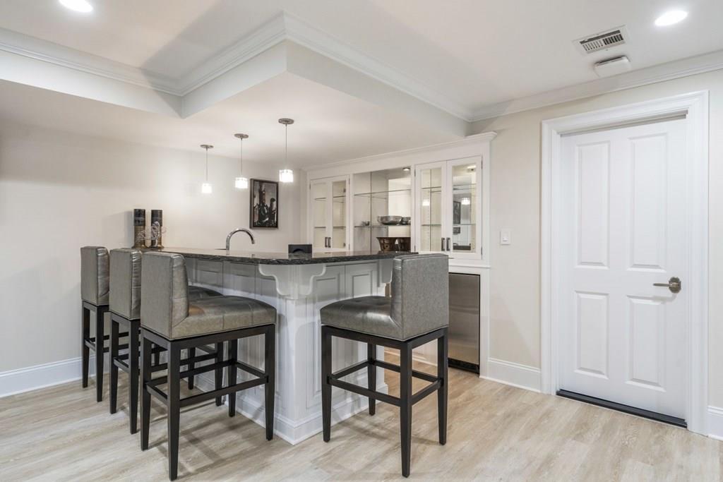 152 Lowell Road Wellesley, MA 02481 - Photo 27 of 40