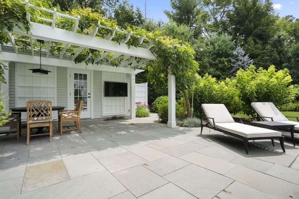 152 Lowell Road Wellesley, MA 02481 - Photo 36 of 40