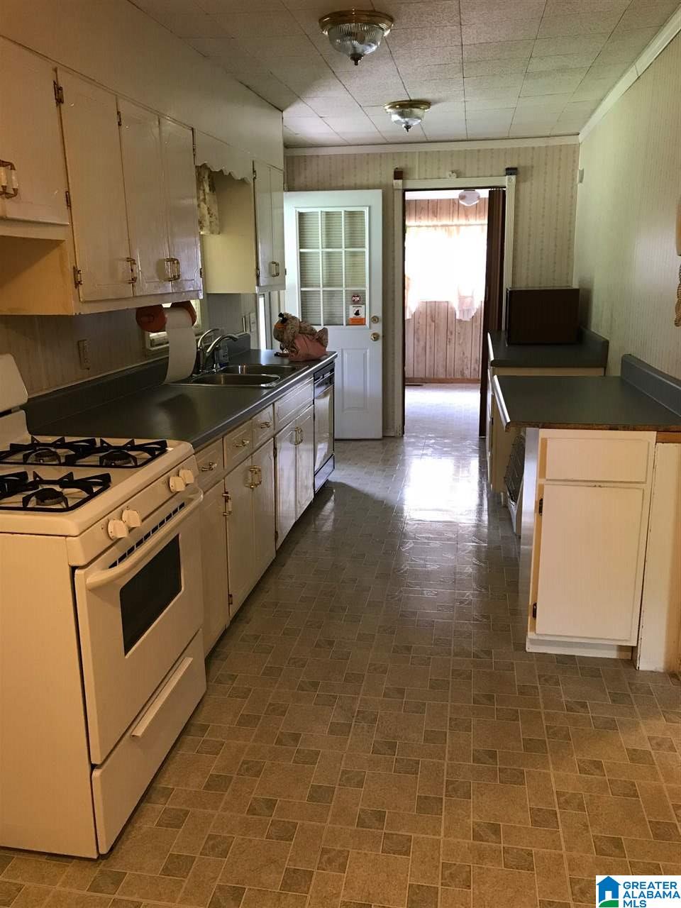 2509 22nd Street North Bessemer, AL 35023 - Photo 2 of 9