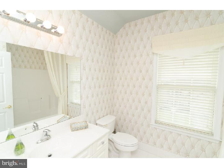2605 Bridle Path Road East Norriton, PA 19403 - Photo 16 of 17 Bathroom