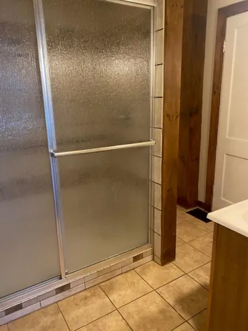 $2,500 | 4 Bailey Avenue, Claremont, NH 03743