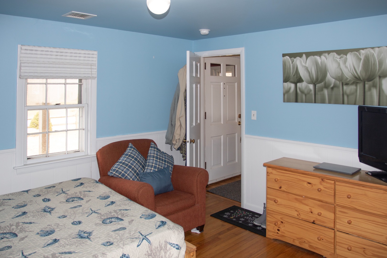 11 Newtown Road Nantucket, MA 02554 - Photo 11 of 20 Bedroom 1