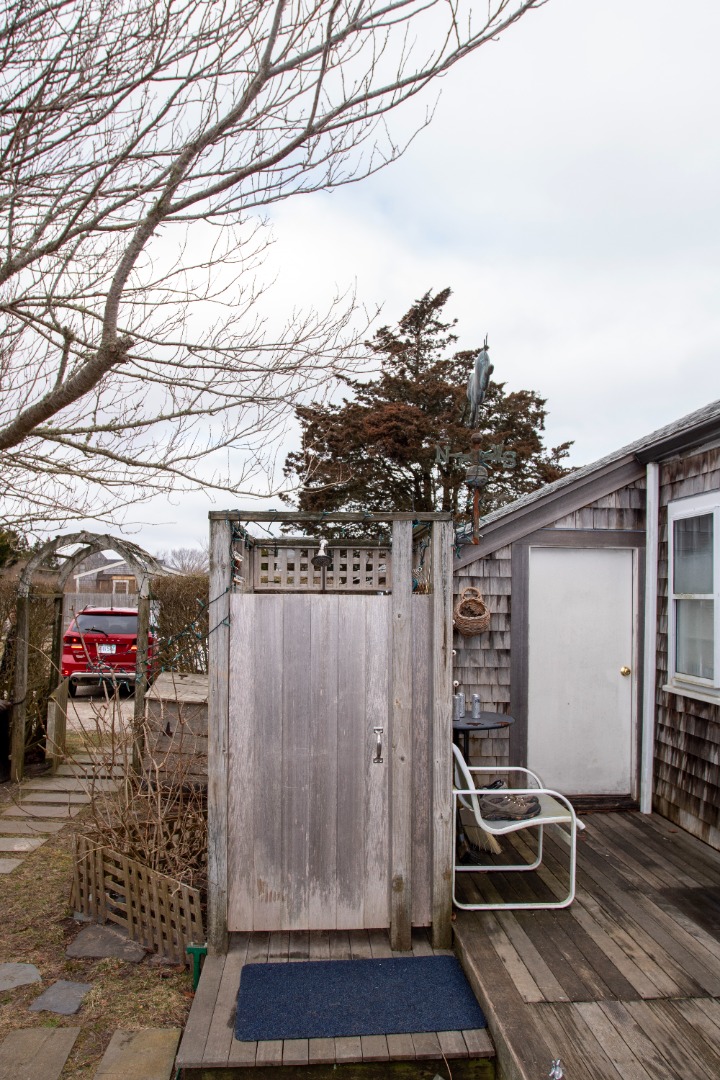 11 Newtown Road Nantucket, MA 02554 - Photo 18 of 20 Outdoor shower