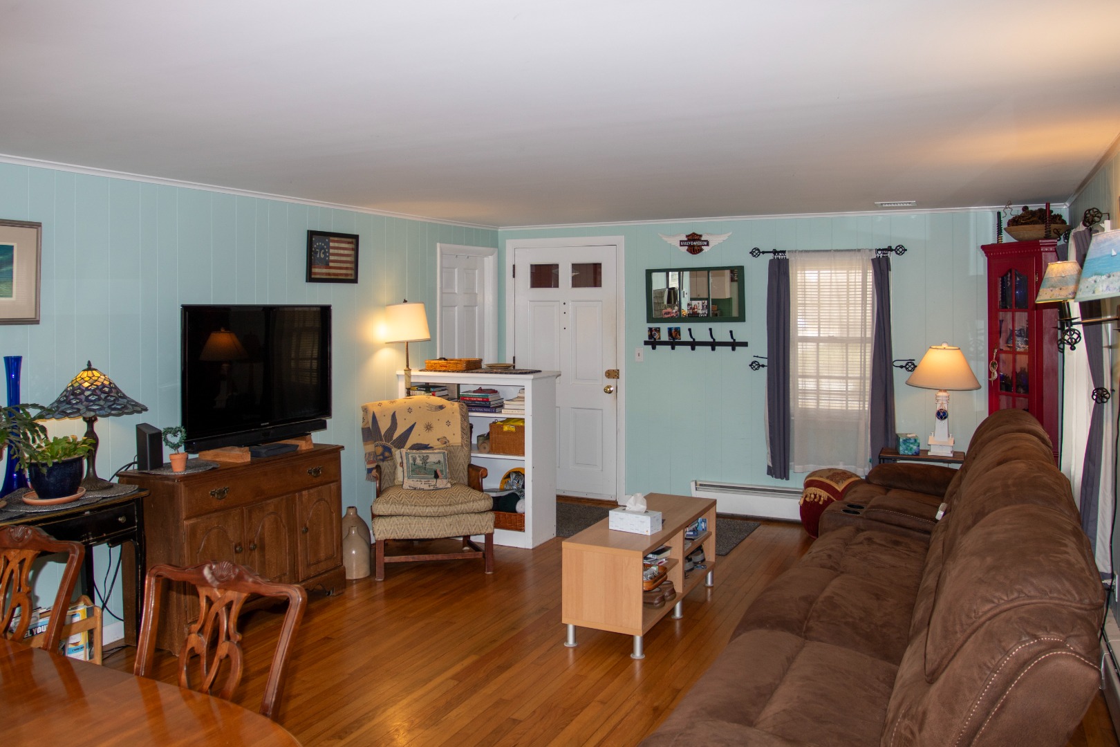 11 Newtown Road Nantucket, MA 02554 - Photo 6 of 20 Living