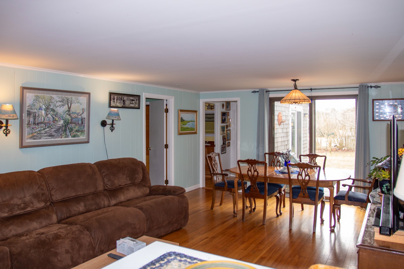 11 Newtown Road Nantucket, MA 02554 - Photo 7 of 20 Living and Dining