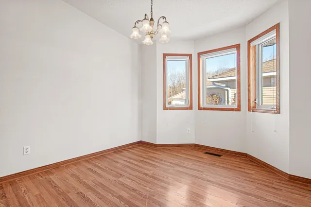 $399,900 | 719 Victoria Court, Unit 719, Stillwater, MN 55082