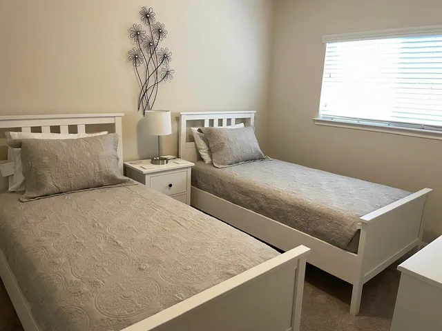 $3,000 | 31 West Spindle Tree Circle, The Woodlands, TX 77382