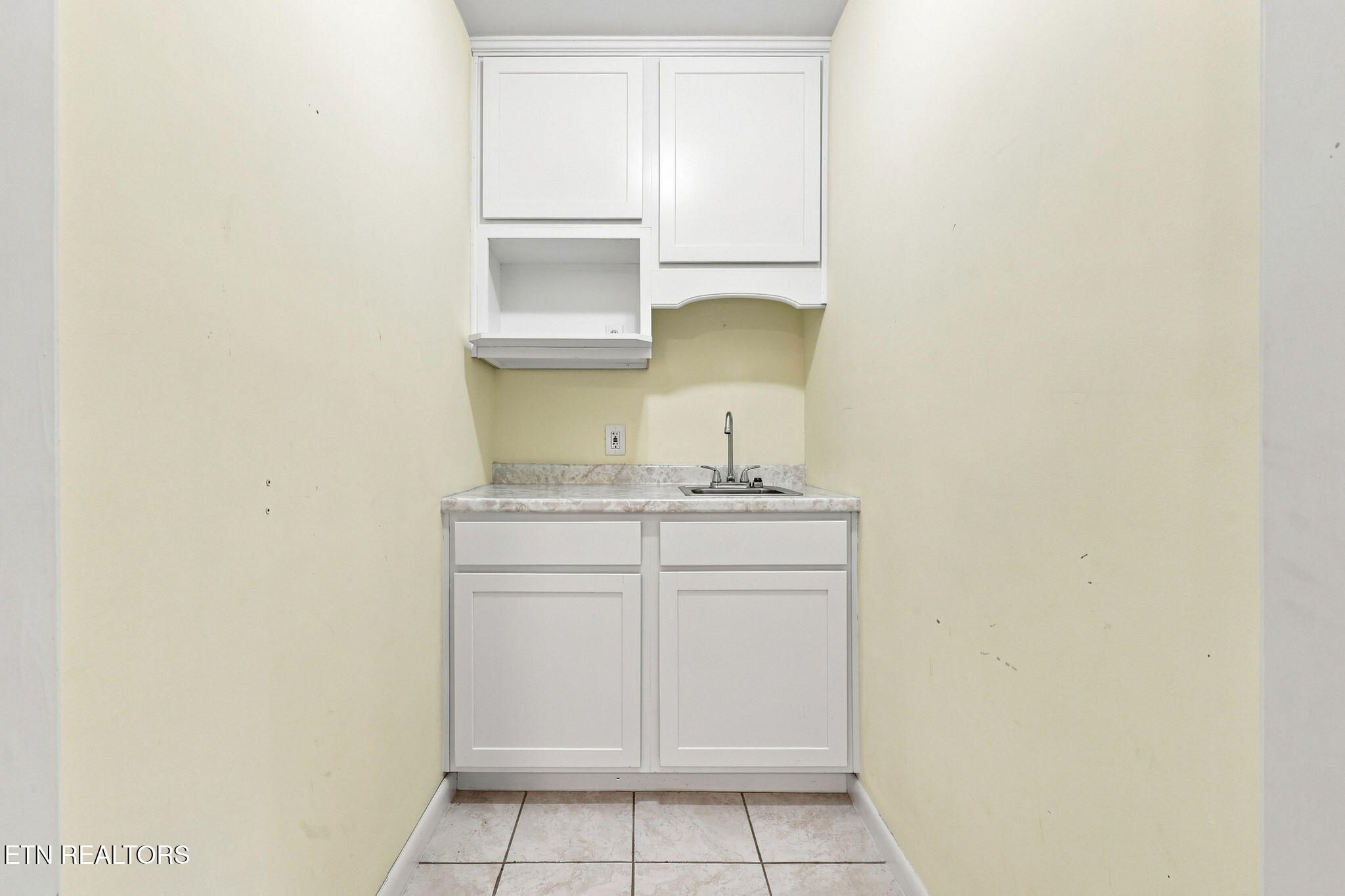 217 Clearfield Road Southwest Knoxville, TN 37922 - Photo 37 of 51 48-web-or-mls-3F1A5547