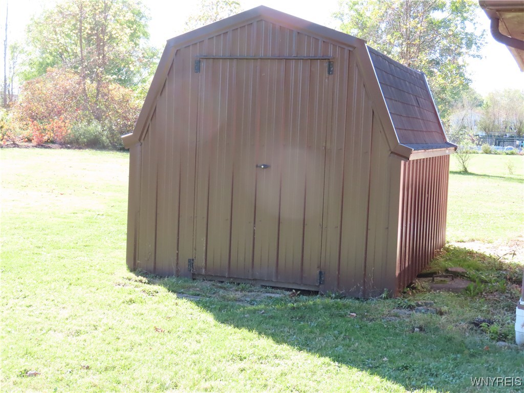 6130 Clinton Street Elma, NY 14059 - Photo 19 of 21 Shed