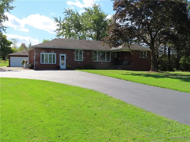 $349,900 | 6130 Clinton Street, Elma, NY 14059