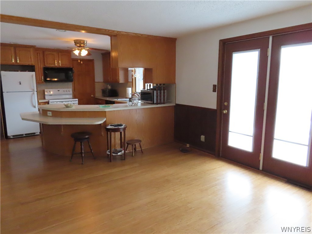 6130 Clinton Street Elma, NY 14059 - Photo 5 of 21 Kitchen