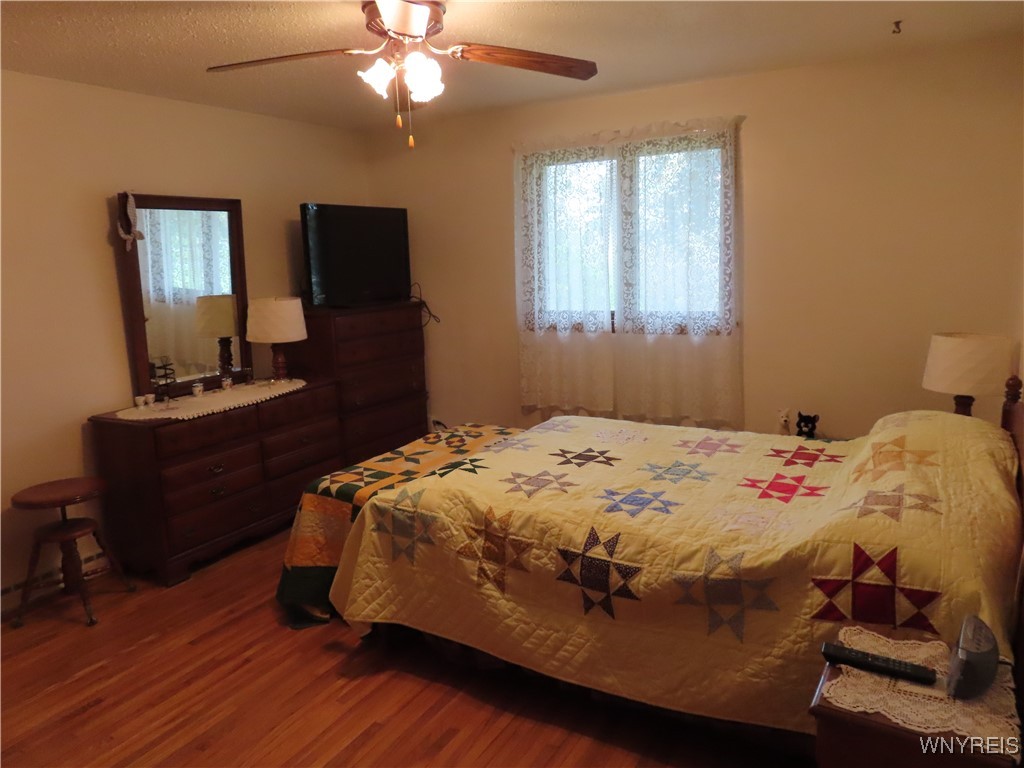 6130 Clinton Street Elma, NY 14059 - Photo 7 of 21 Bedroom