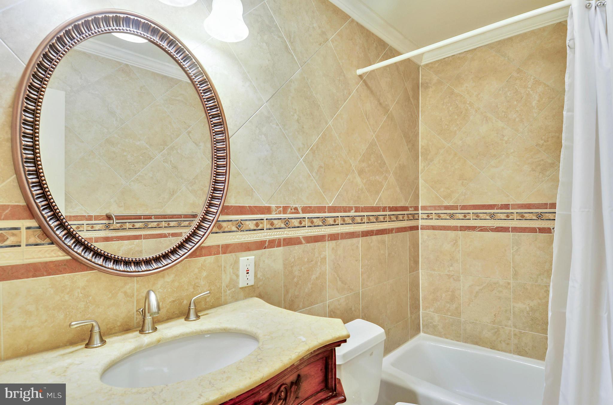 7644 Miller Fall Road Derwood, MD 20855 - Photo 14 of 30 Bath
