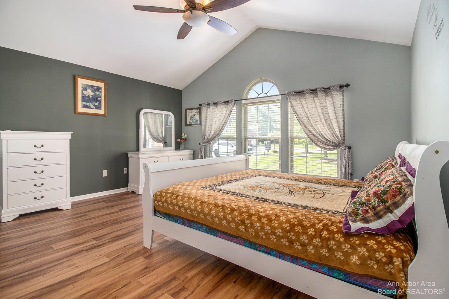 49068 Hawksburry Road Canton, MI 48188 - Photo 8 of 19 Photo 8