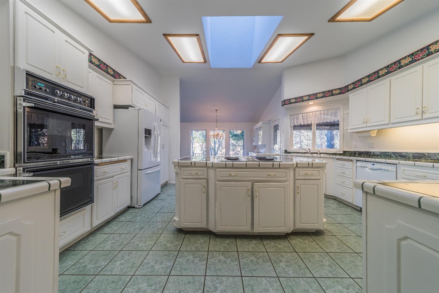 2500 Upper Applegate Road Jacksonville, OR 97530 - Photo 12 of 34 Additional Photo