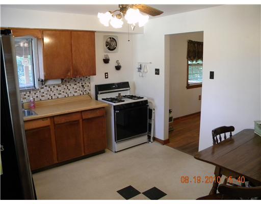 3053 Mt Troy Road Pittsburgh, PA 15212 - Photo 7 of 16 Kitchen.