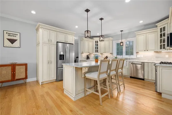 $849,000 | 10 Jessica Lee Court, Coventry, RI 02816