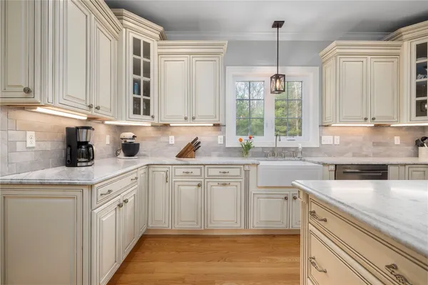$849,000 | 10 Jessica Lee Court, Coventry, RI 02816