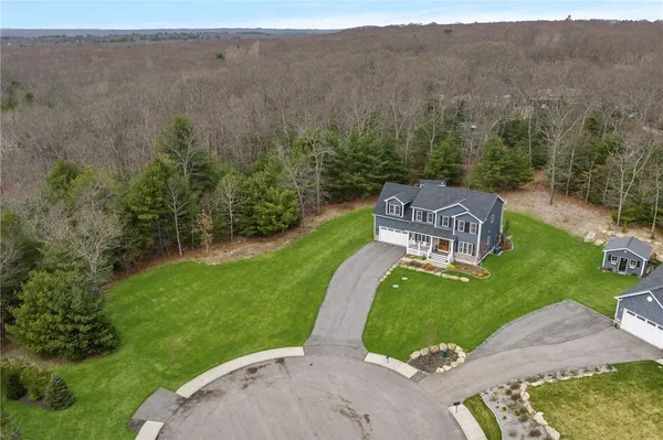 $849,000 | 10 Jessica Lee Court, Coventry, RI 02816