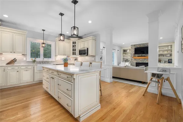 $849,000 | 10 Jessica Lee Court, Coventry, RI 02816