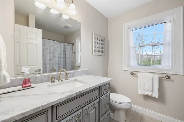 $849,000 | 10 Jessica Lee Court, Coventry, RI 02816