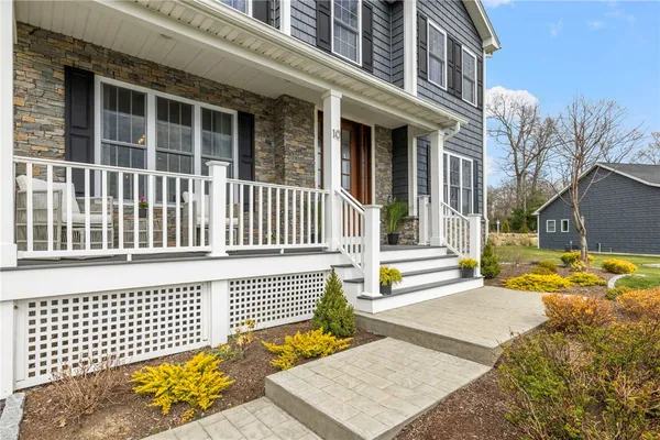$849,000 | 10 Jessica Lee Court, Coventry, RI 02816