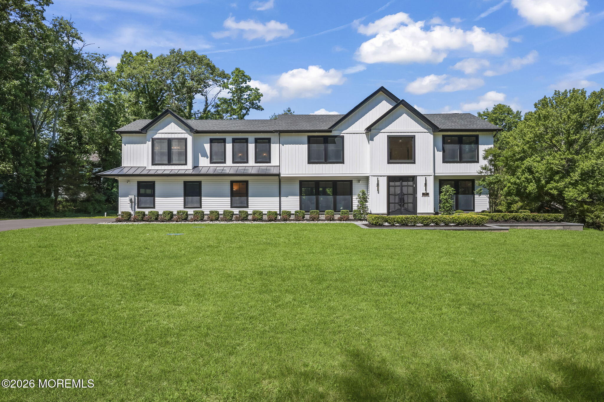 1-web-or-mls-LPM_8429