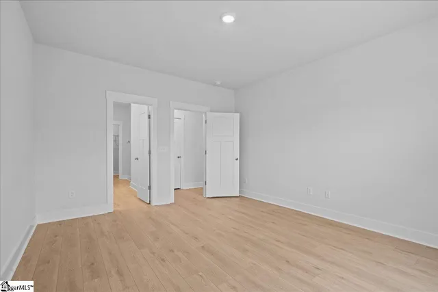 $304,990 | 405 Crestcreek Drive, Anderson, SC 29621