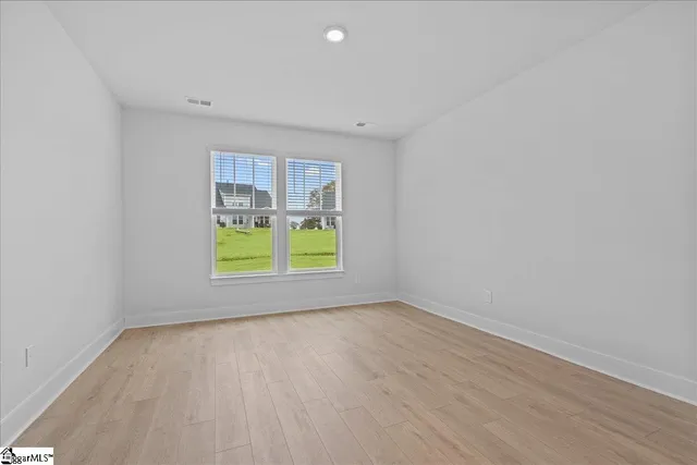 $304,990 | 405 Crestcreek Drive, Anderson, SC 29621