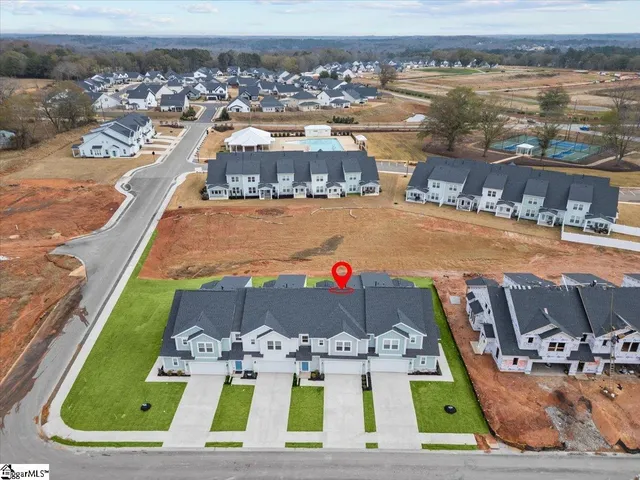 $304,990 | 405 Crestcreek Drive, Anderson, SC 29621